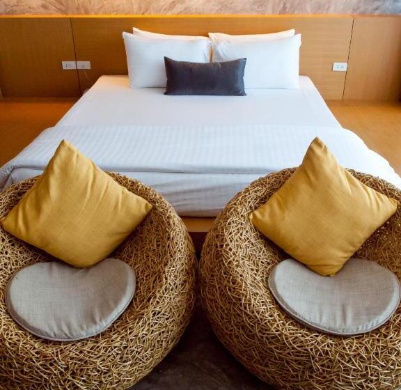 Suite Sea View, The Now Hotel   Sha Extra Plus