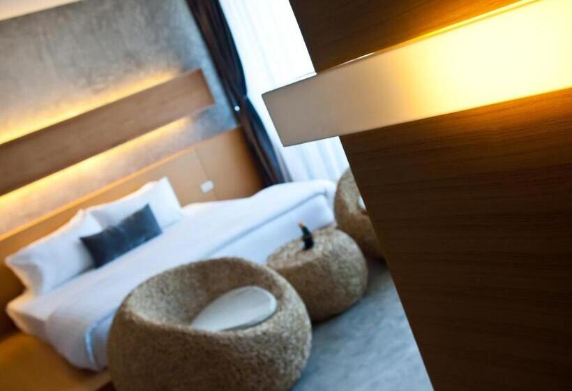 سوییت, The Now Hotel   Sha Extra Plus