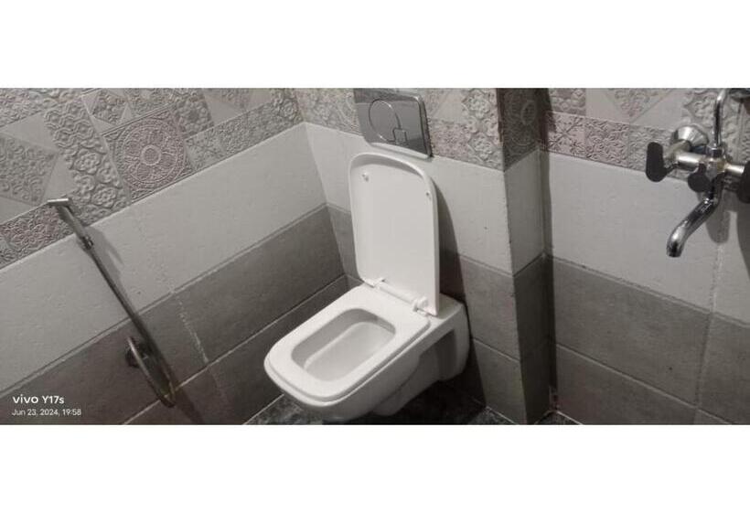 Номер Deluxe, Mor Hotel Home Town  Lift  Wifi With Restaurant Facilities  Near Temple & Golden Beach Best Selling