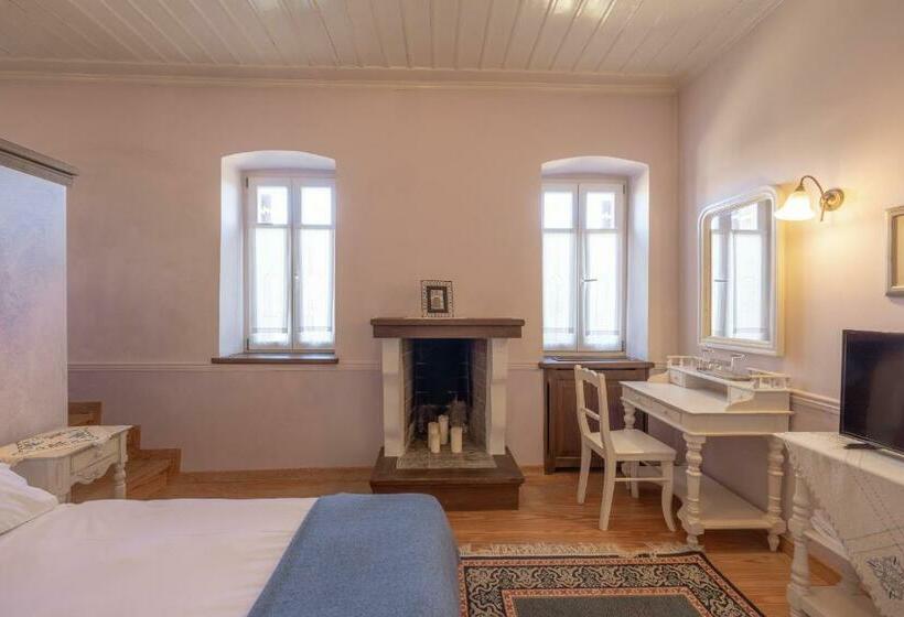 Family Suite, Archontiko Parnassus Dadi