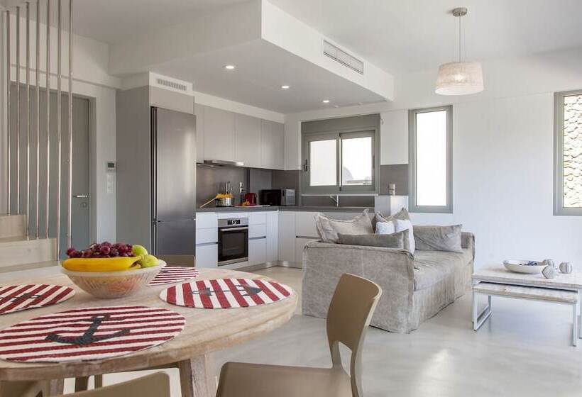 Вилла Deluxe 3 Спальни, Thealos Village