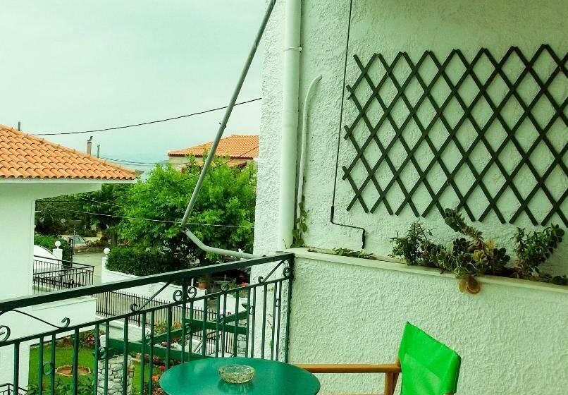 Апартаменты 1 Спальня, Maistreli Hotel Apartments