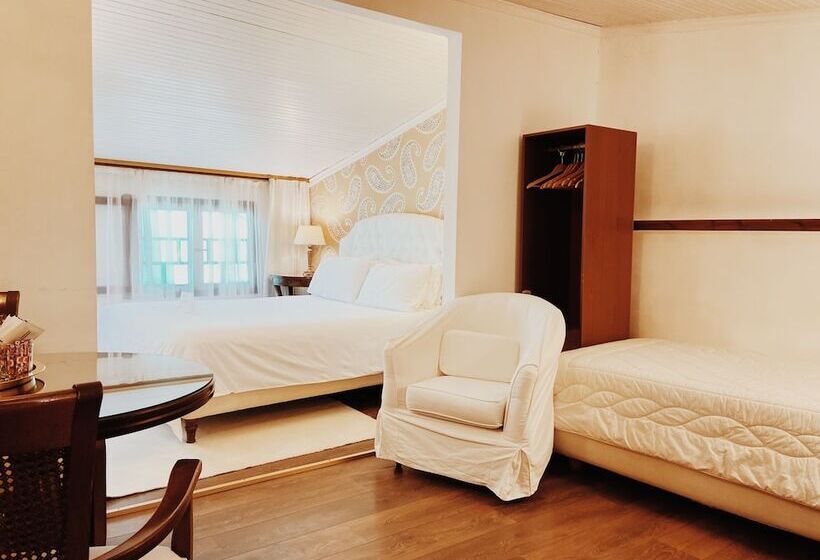 Номер Стандарт Трехместный, Five Seasons Pension