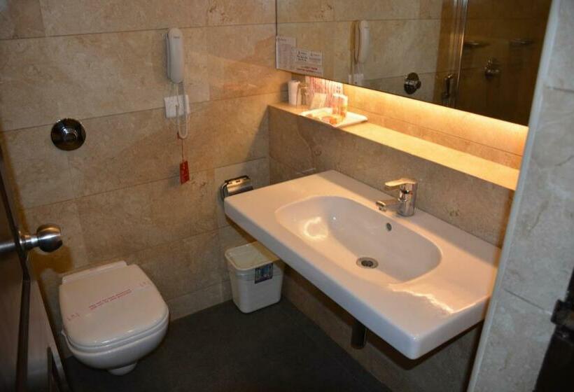 Номер Комфорт, Heritage Inn