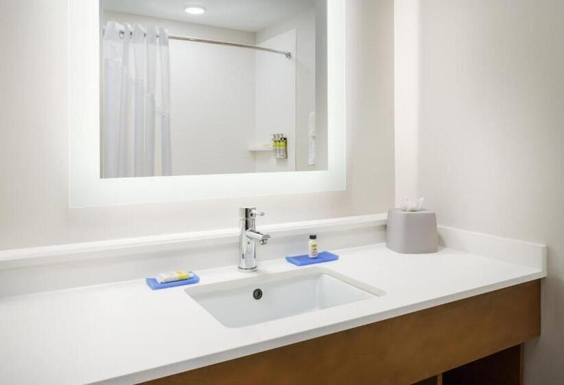 适合残疾人使用的标准间, Holiday Inn Express & Suites Oakhurst Yosemite Park Area, An Ihg
