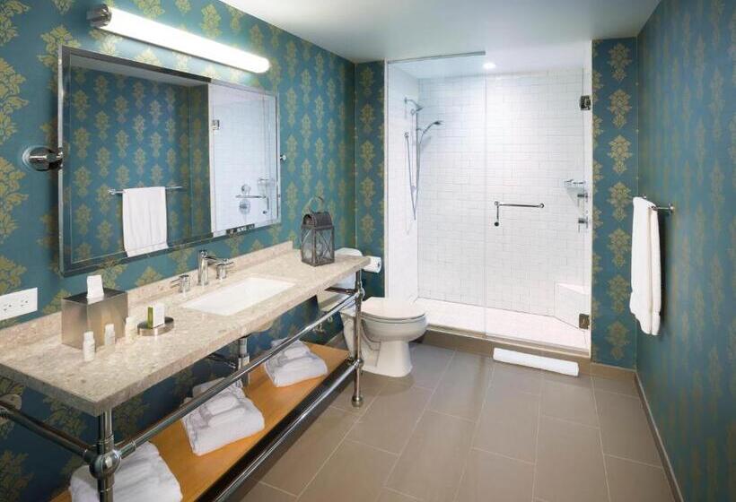 스탠다드 전망 룸, Indigo Old Town Alexandria, An Ihg