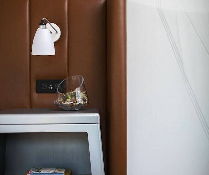 프리미엄 룸, Indigo Old Town Alexandria, An Ihg