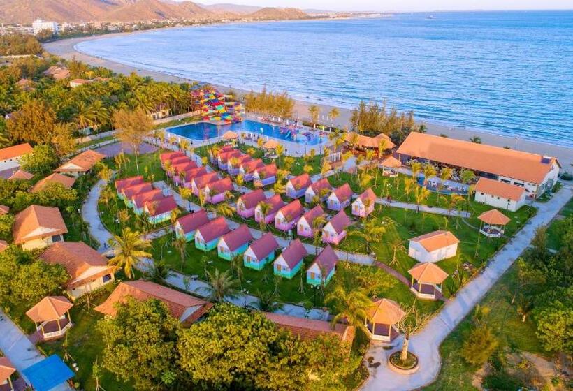 ویلای استاندارد با چشم‌انداز باغ, Ttc Resort Ninh Thuan  Unlimited Access To Water Park
