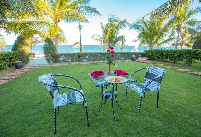 سوییت سینیور با چشم‌انداز دریا, Ttc Resort Ninh Thuan  Unlimited Access To Water Park