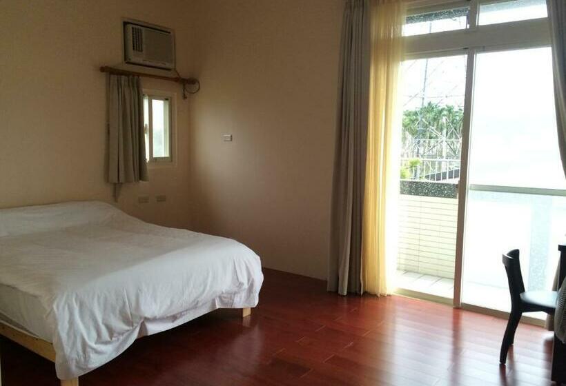 اتاق استاندارد, Dragon House B&b