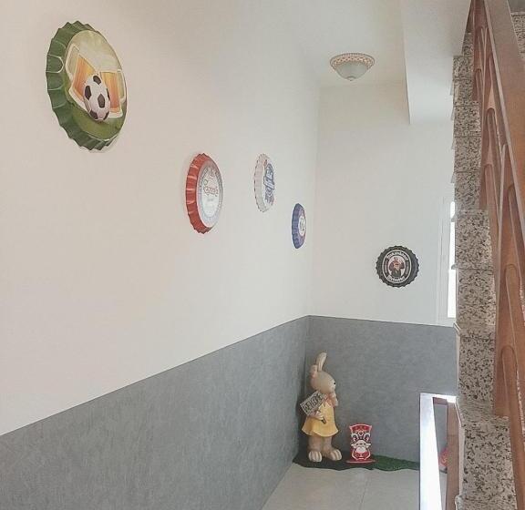 اتاق استاندارد چهارنفره با بالکن, Happy Life B&b