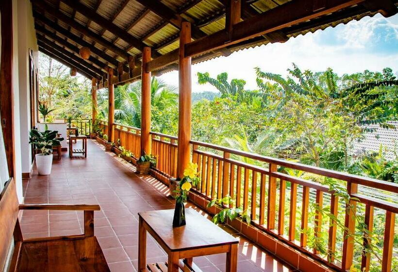 اتاق سوپریور با چشم‌انداز باغ, La Casa Resort