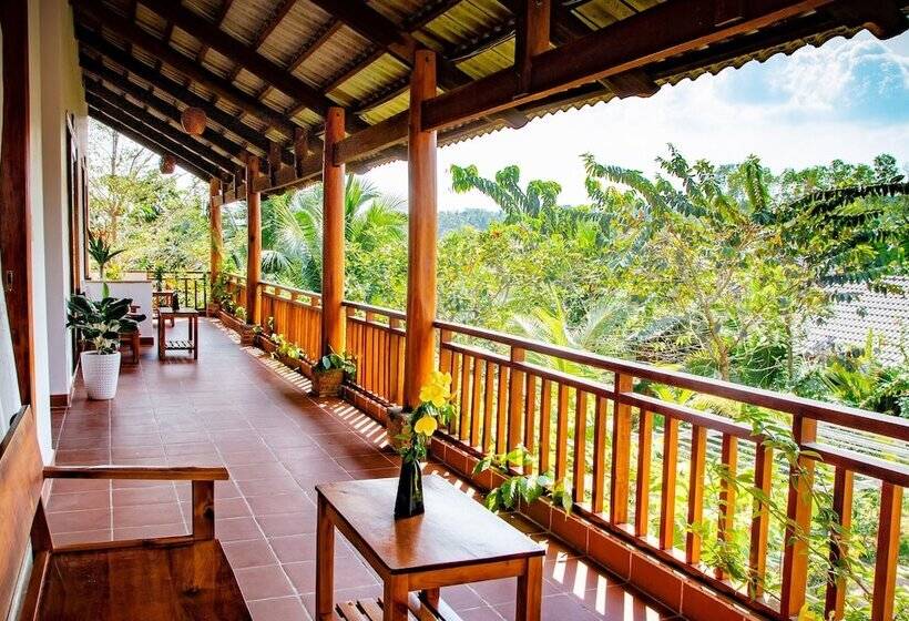 اتاق سوپریور با چشم‌انداز باغ, La Casa Resort