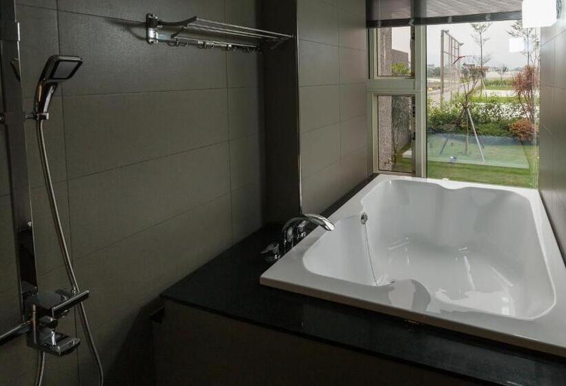 اتاق لوکس, I Leisure B&b