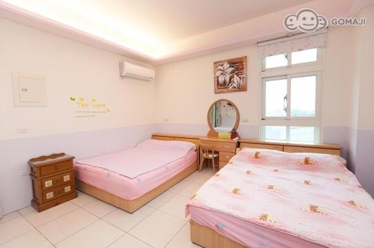 اتاق استاندارد چهار تخته, Xinchuan B&b