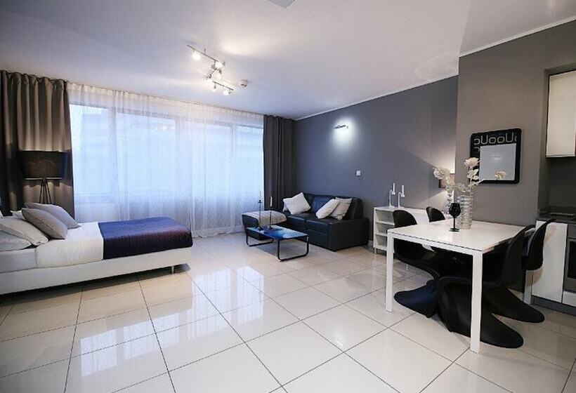 Апартаменты 1 Спальня, Absynt Apartments Old Town Deluxe