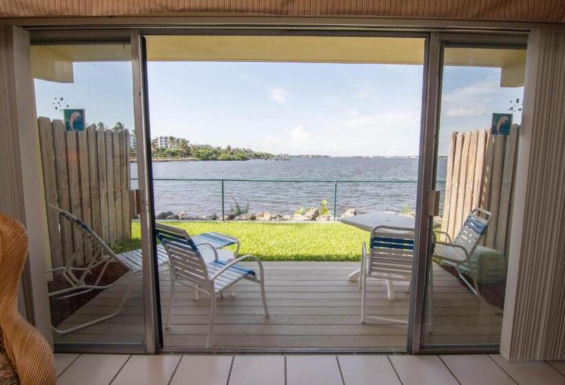 침실 2개 주택, Palm Beach Waterfront Suites