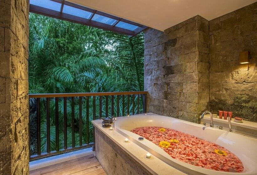 سوئیت با وان آب گرم, Visesa Ubud Resort