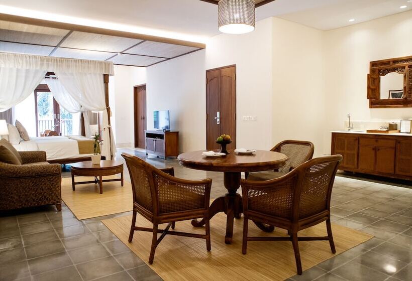 Люкс с гидромассажем, Visesa Ubud Resort