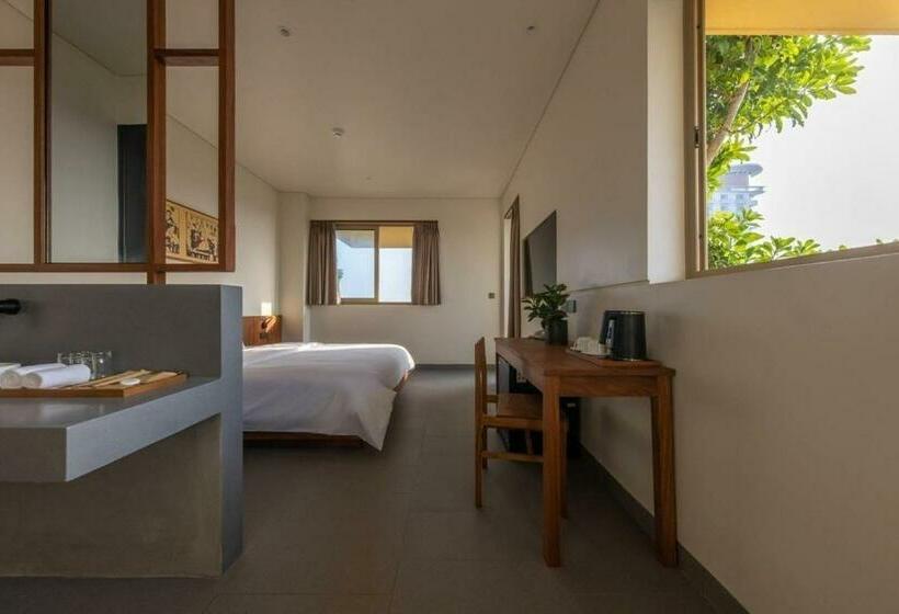 اتاق لوکس با بالکن, Cát Vàng Hotel & Apartment