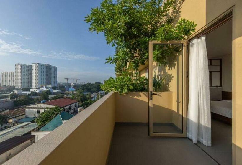 اتاق لوکس با بالکن, Cát Vàng Hotel & Apartment