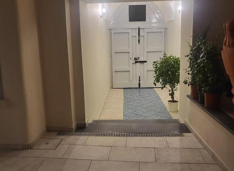 Номер Deluxe с Балконом, Palazzo Palumbo