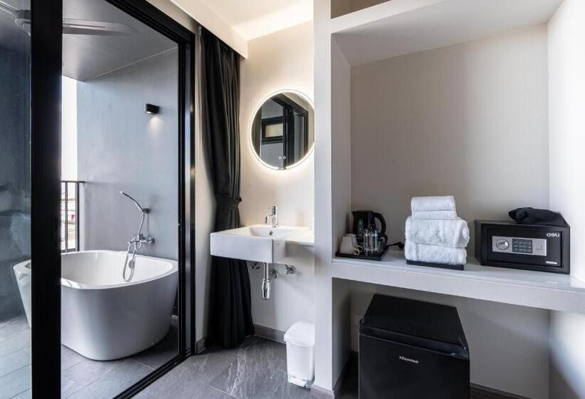 스탠다드 룸 킹사이즈 침대, Newly Opened   Blu Monkey Hub And Hotel Krabi Town
