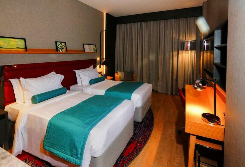 Quarto Estandar, Ramada Encore Al Khobar Corniche