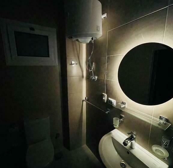 اتاق لوکس با تخت بزرگ, Solima Pyramids View
