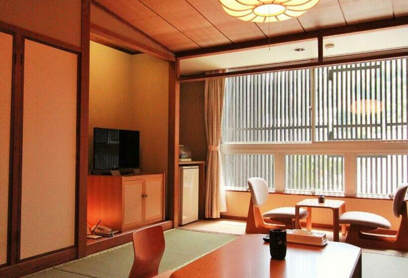 스탠다드 룸, 三朝温泉　桃園館