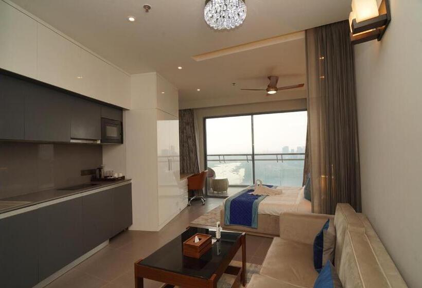 اتاق استاندارد با تخت بزرگ, Livbox At Supernova