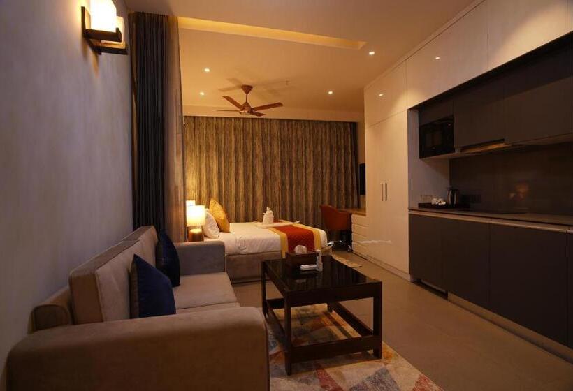 اتاق استاندارد با تخت بزرگ, Livbox At Supernova