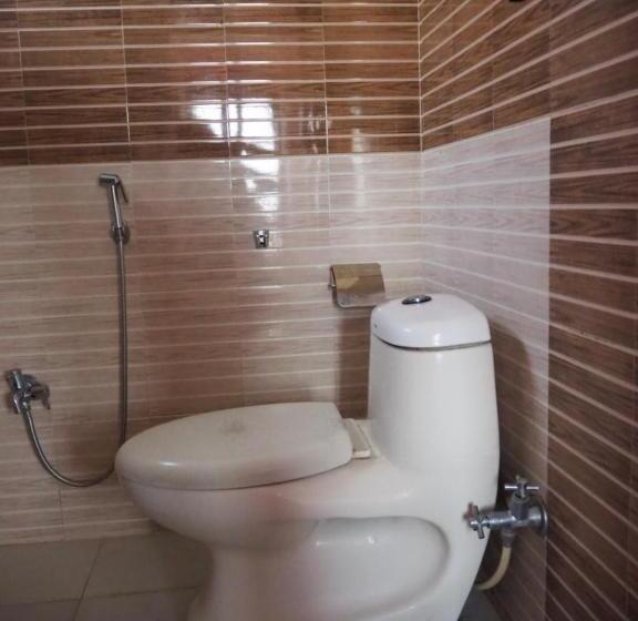 اتاق اکونومی, The Nest Guest House