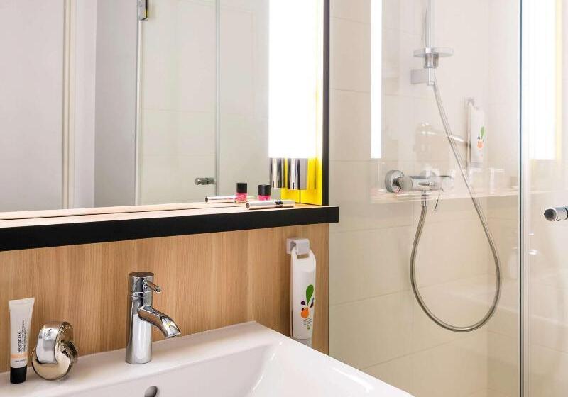 Номер Стандарт, Ibis Styles Guyancourt Versailles