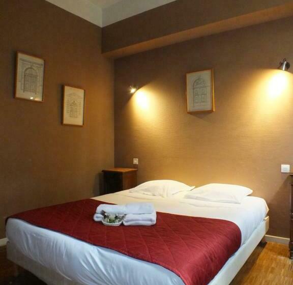 اتاق استاندارد با تخت بزرگ, Hôtel De L Horloge