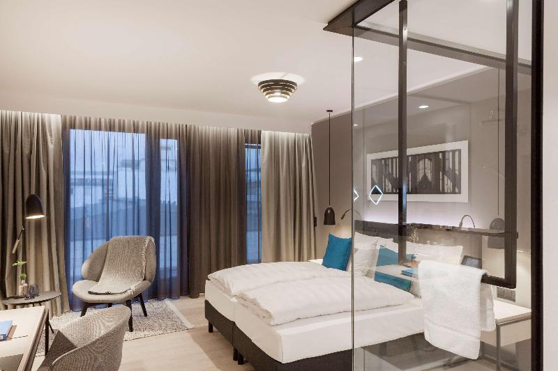 Номер Стандарт, Radisson Blu Hotel, Mannheim