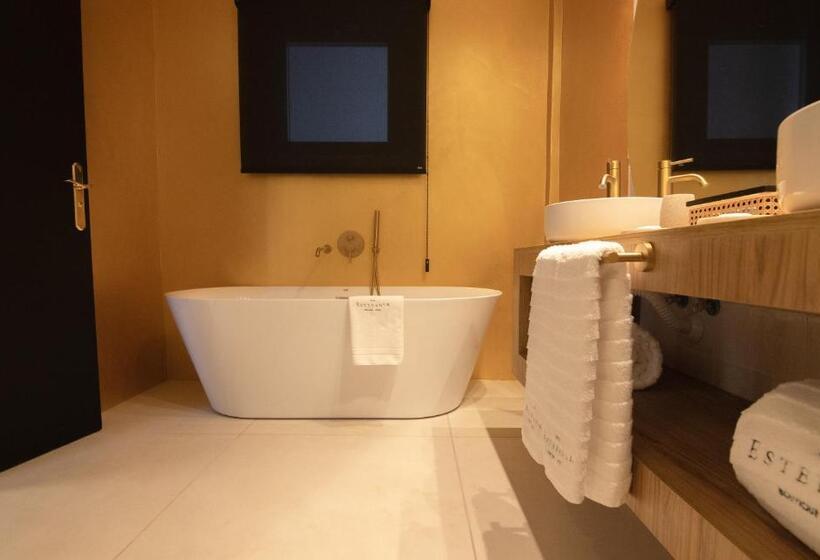 سوییت لوکس, Estefania Boutique Suites