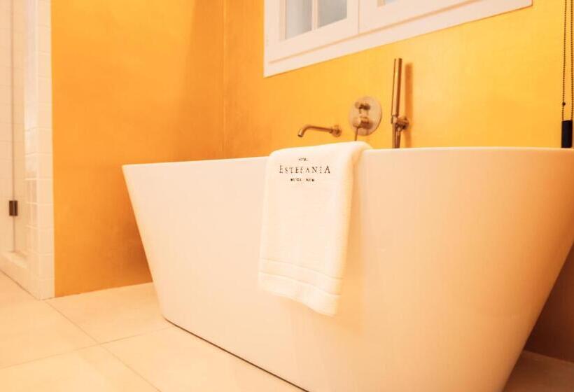 سوییت, Estefania Boutique Suites
