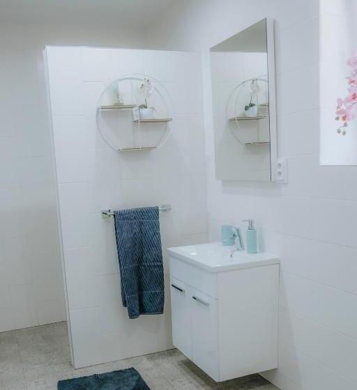 带3个卧室的公寓, Ako Doma