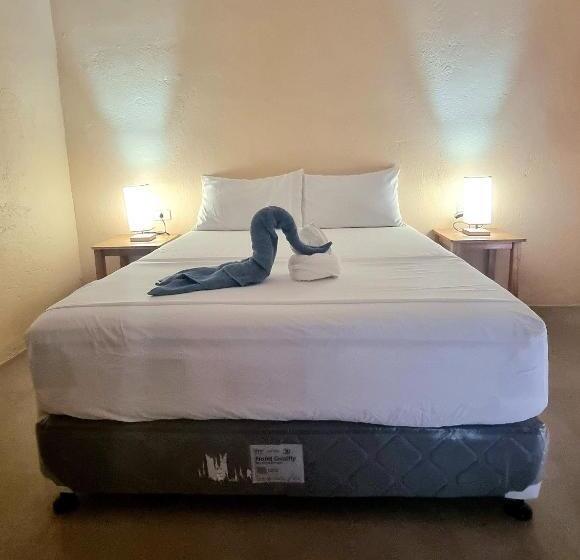 اتاق استاندارد, Tiki Bantayan Cebu Tourist Inn Inc