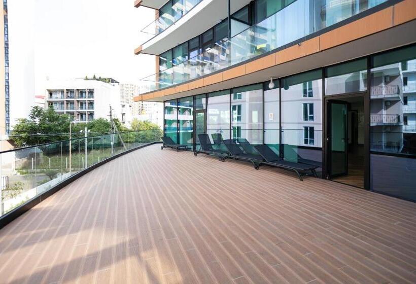 آپارتمان 1 خوابه با چشم‌انداز دریا, Navi