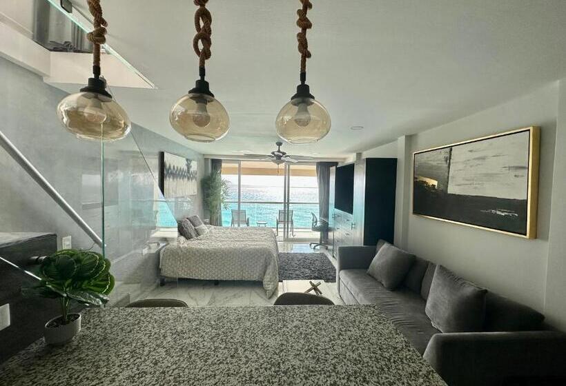 آپارتمان 1 خوابه با چشم‌انداز دریا, Beachfront Penthouse