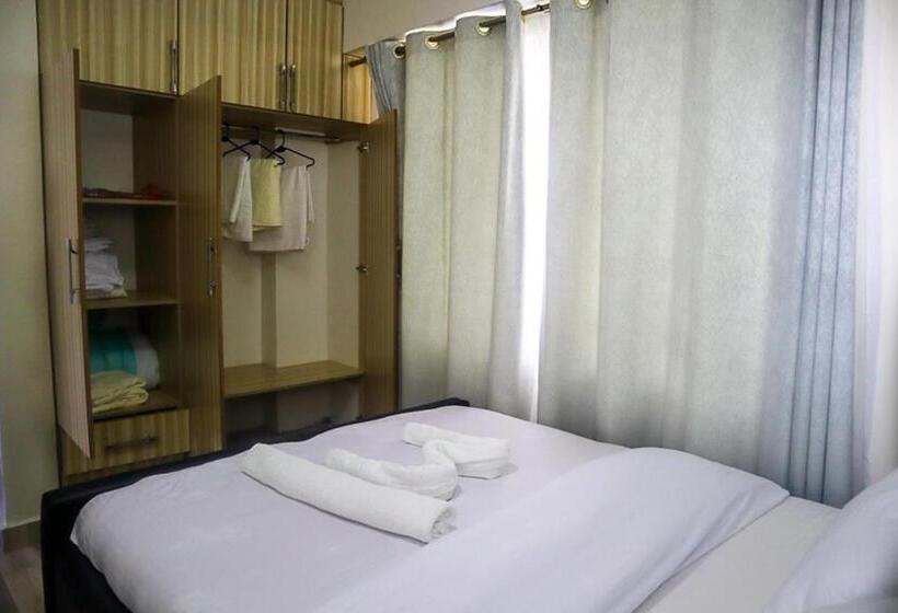 1 Bedroom Apartment Lake View, Cosy Flamingo Furnished Apartments