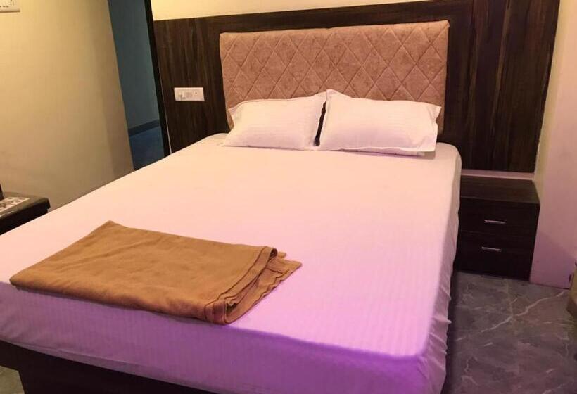 Стандартный Номер Кровать Кинг, Navnath Inn   Taloja Midc