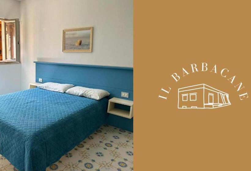 Quarto Triplo Estandar, Il Barbacane