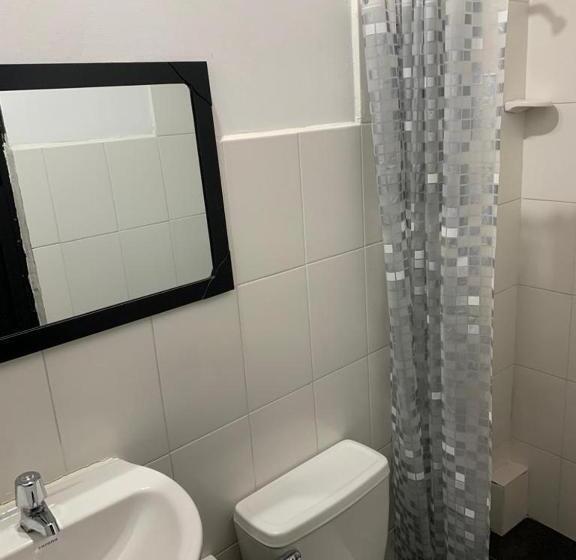 Трехместный Номер Superior, Hostal Monarca