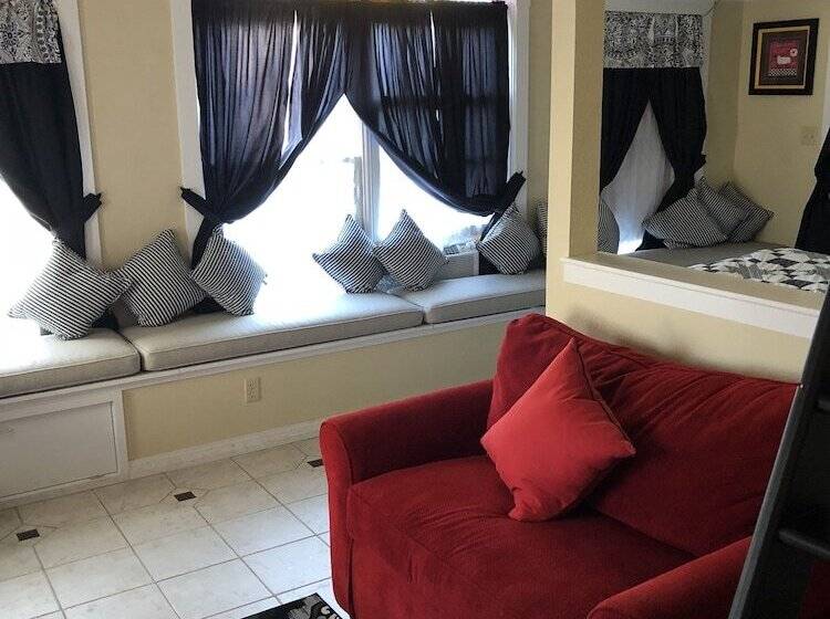 Апартаменты 1 Спальня, All Seasons Inn