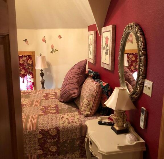 Family Suite, All Seasons Inn