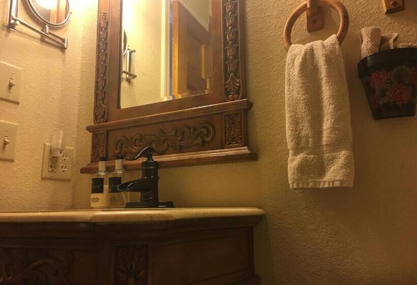 Номер Стандарт, All Seasons Inn