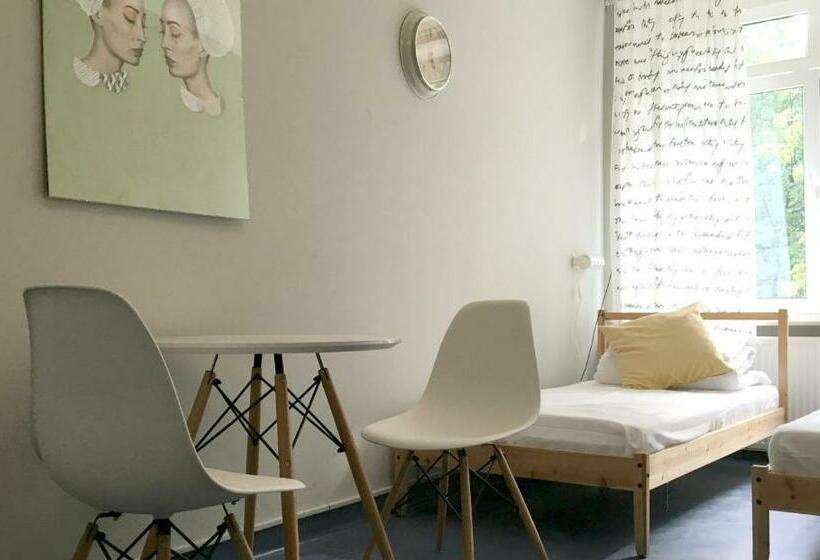 Номер Стандарт Совместная Ванная, Cloud Hostel